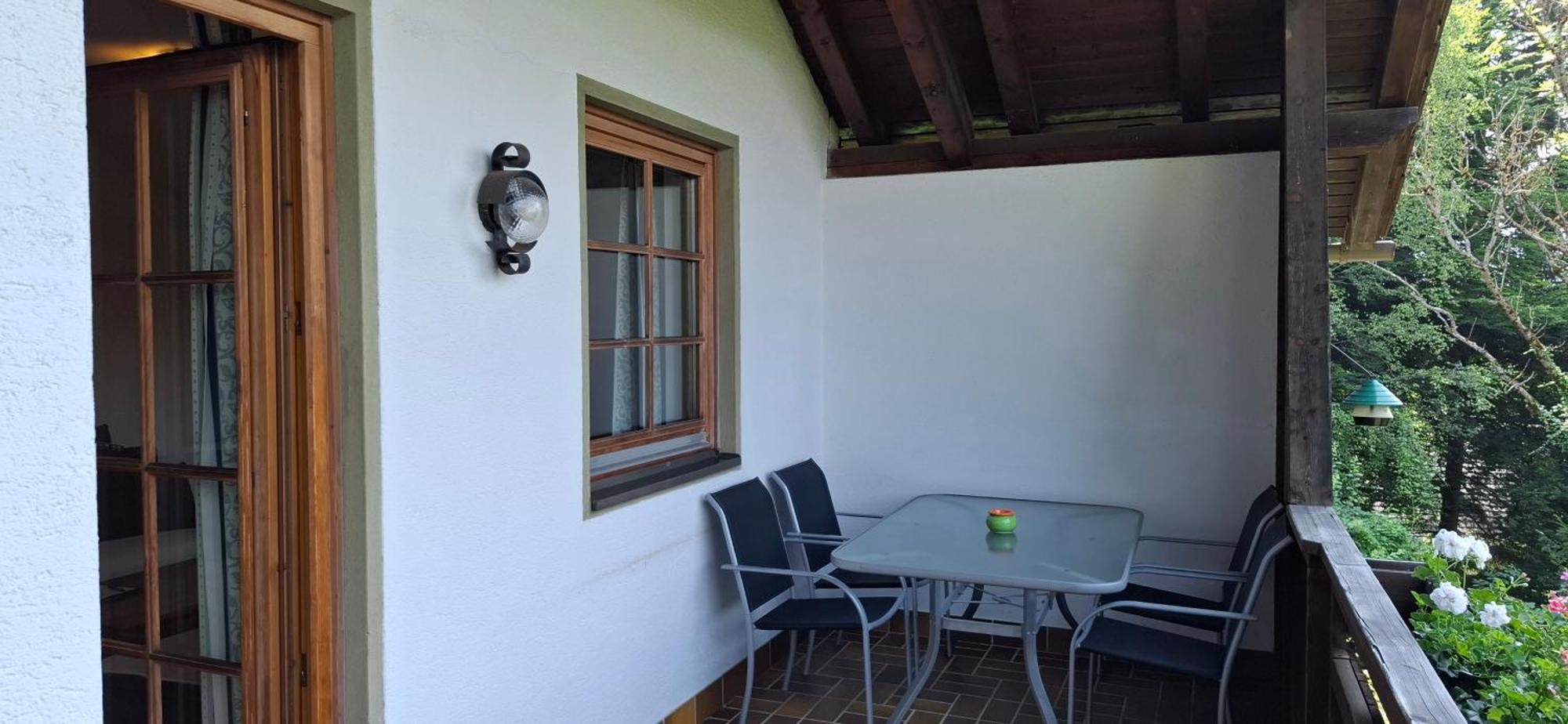 Ferienwohnungen Schloss Wasserleonburg Nötsch Zimmer foto