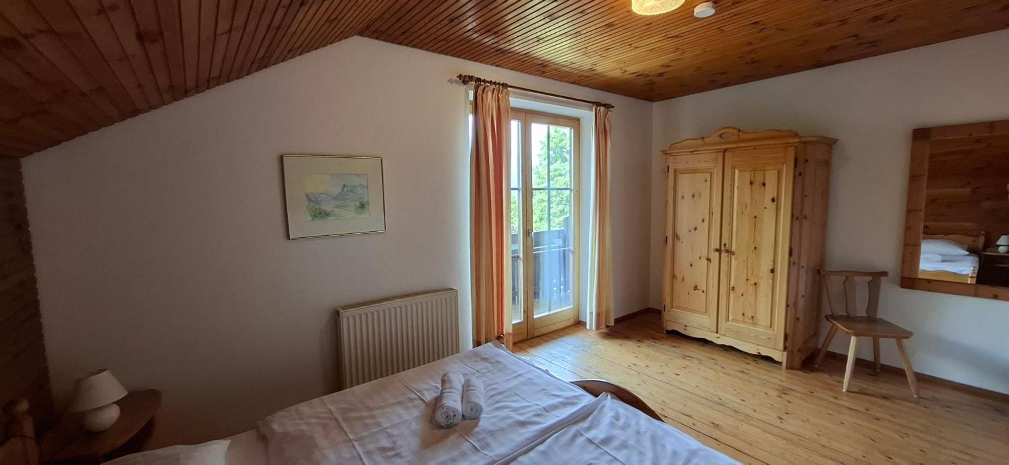 Ferienwohnungen Schloss Wasserleonburg Nötsch Zimmer foto