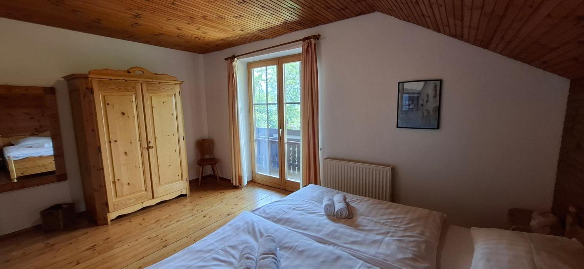 Ferienwohnungen Schloss Wasserleonburg Nötsch Zimmer foto